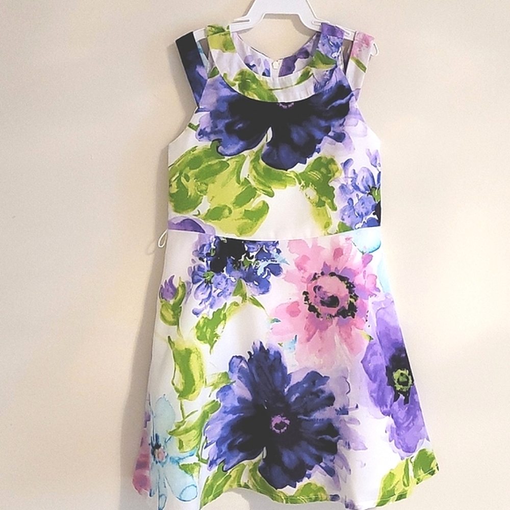Girls floral dress